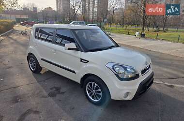 Позашляховик / Кросовер Kia Soul 2012 в Києві