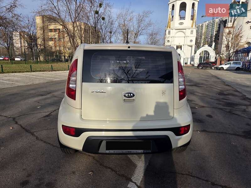 Внедорожник / Кроссовер Kia Soul 2012 в Киеве фото 6 Внедорожник / Кроссовер Kia Soul 2012 в Киеве