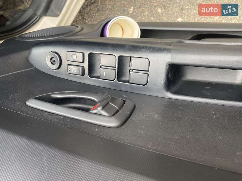 Внедорожник / Кроссовер Kia Soul 2010 в Киеве