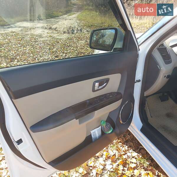 Внедорожник / Кроссовер Kia Soul 2012 в Кременчуге фото 28 Внедорожник / Кроссовер Kia Soul 2012 в Кременчуге