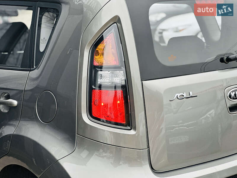 Позашляховик / Кросовер Kia Soul 2011 в Харкові