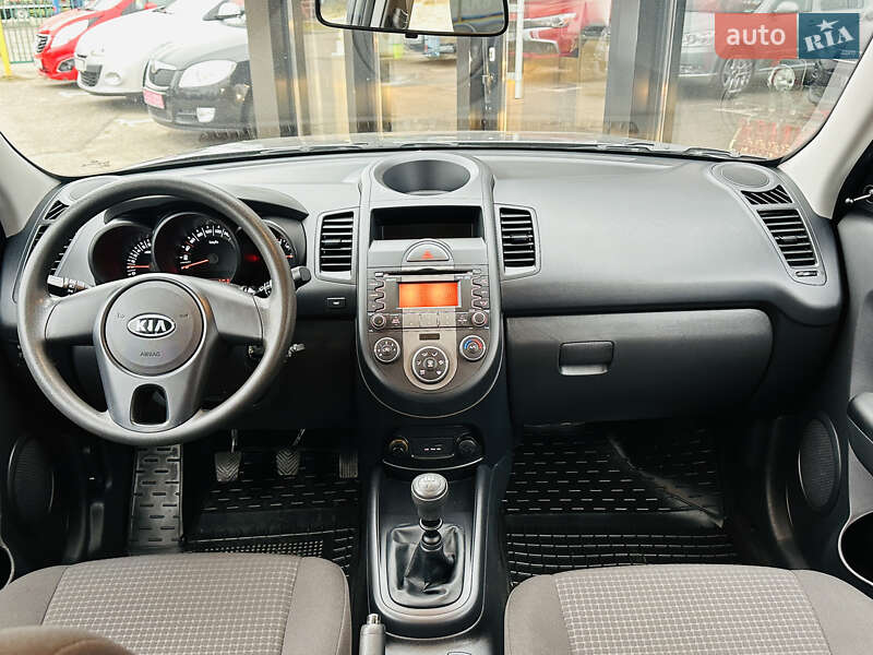 Позашляховик / Кросовер Kia Soul 2011 в Харкові