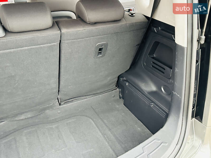 Позашляховик / Кросовер Kia Soul 2011 в Харкові