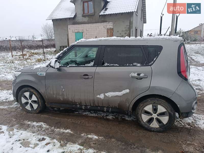 Внедорожник / Кроссовер Kia Soul 2016 в Луцке