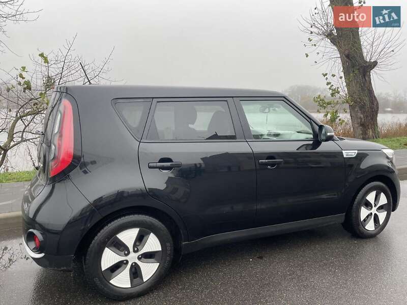 Внедорожник / Кроссовер Kia Soul 2015 в Киеве