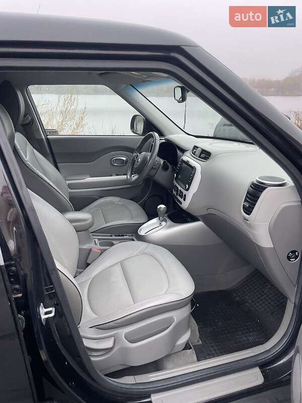 Внедорожник / Кроссовер Kia Soul 2015 в Киеве