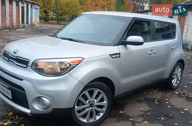 Внедорожник / Кроссовер Kia Soul 2016 в Павлограде