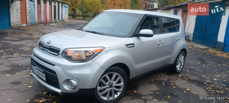 Внедорожник / Кроссовер Kia Soul 2016 в Павлограде