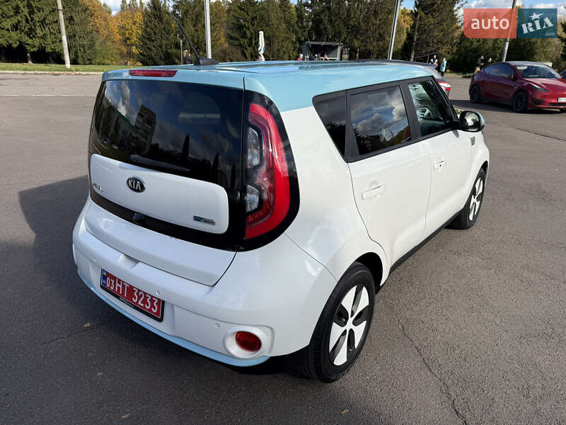 Внедорожник / Кроссовер Kia Soul 2016 в Ровно фото 6 Внедорожник / Кроссовер Kia Soul 2016 в Ровно