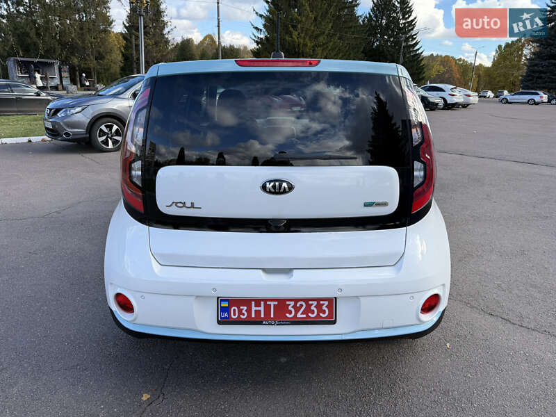 Внедорожник / Кроссовер Kia Soul 2016 в Ровно фото 13 Внедорожник / Кроссовер Kia Soul 2016 в Ровно