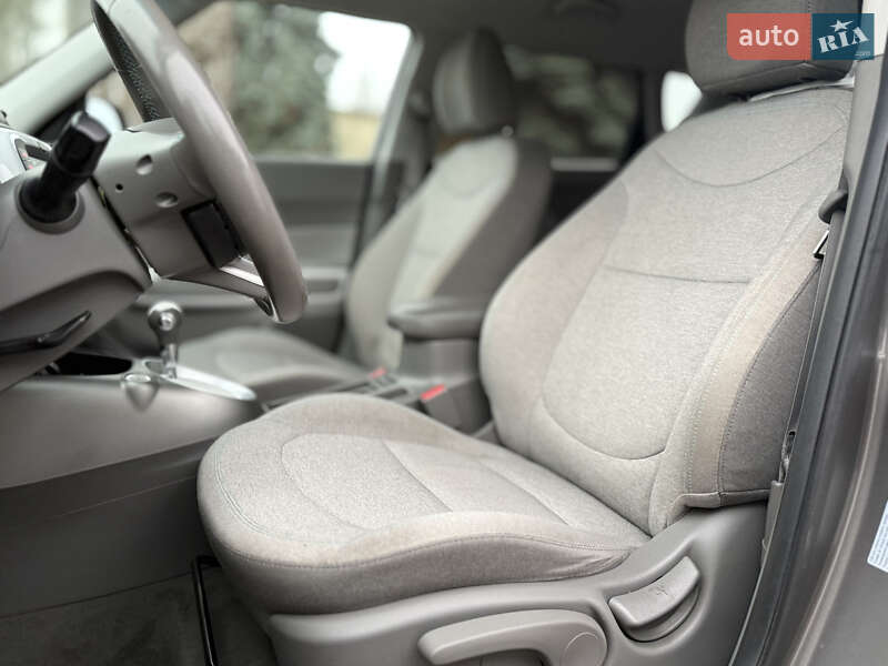 Позашляховик / Кросовер Kia Soul 2017 в Житомирі фото 8 Позашляховик / Кросовер Kia Soul 2017 в Житомирі