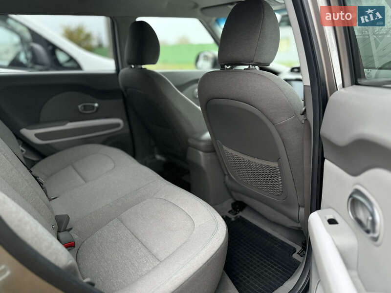 Позашляховик / Кросовер Kia Soul 2017 в Житомирі фото 12 Позашляховик / Кросовер Kia Soul 2017 в Житомирі