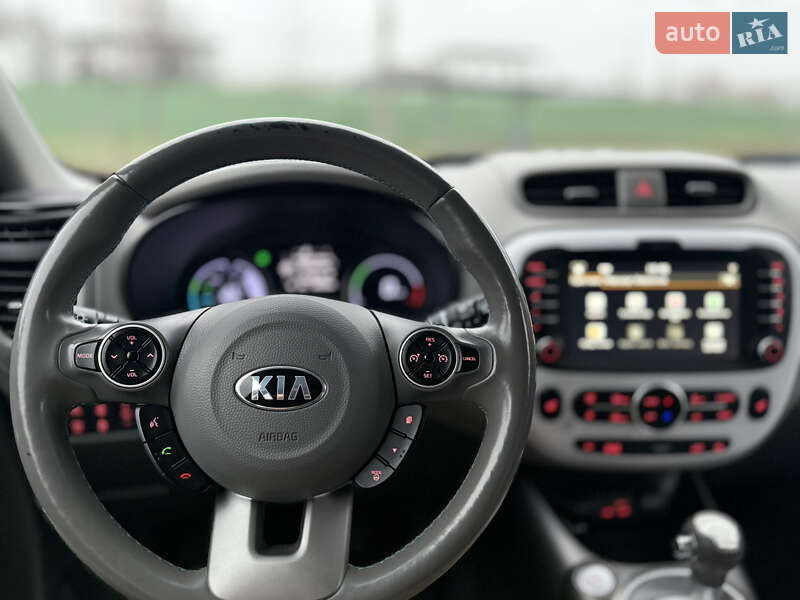 Позашляховик / Кросовер Kia Soul 2017 в Житомирі фото 16 Позашляховик / Кросовер Kia Soul 2017 в Житомирі