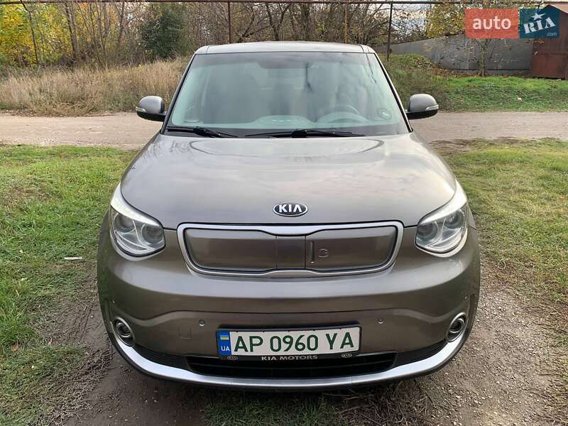 Внедорожник / Кроссовер Kia Soul 2015 в Запорожье