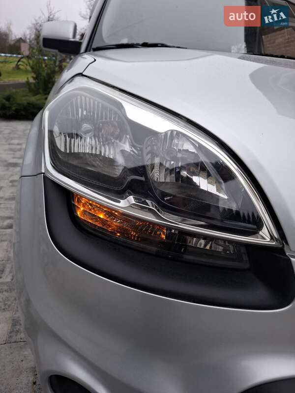 Внедорожник / Кроссовер Kia Soul 2011 в Черновцах