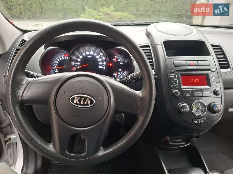 Внедорожник / Кроссовер Kia Soul 2011 в Черновцах