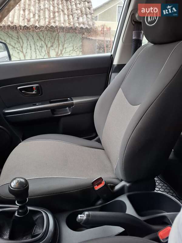 Внедорожник / Кроссовер Kia Soul 2011 в Черновцах