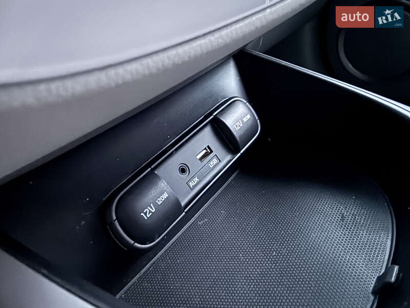 Внедорожник / Кроссовер Kia Soul 2015 в Ровно