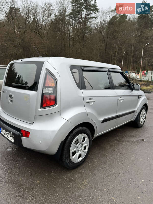 Позашляховик / Кросовер Kia Soul 2011 в Львові