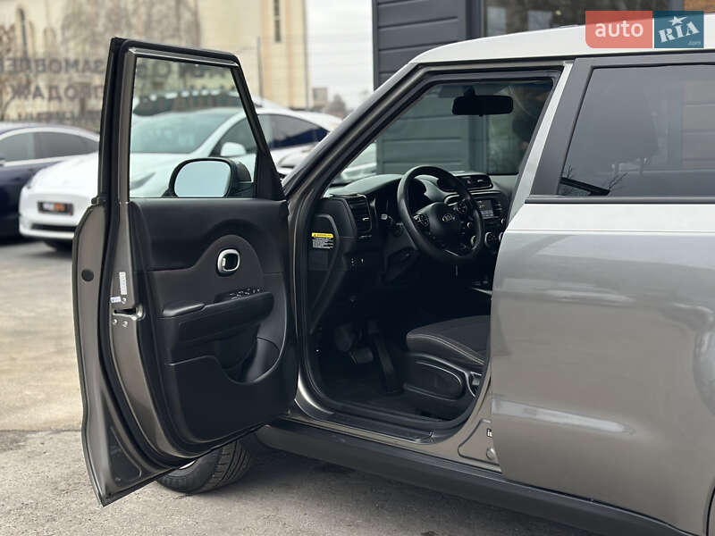 Внедорожник / Кроссовер Kia Soul 2018 в Шептицькому