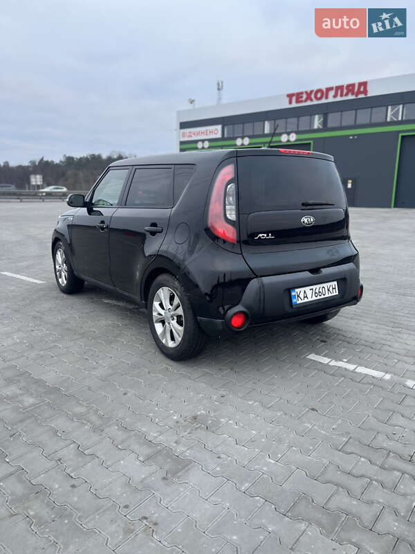 Позашляховик / Кросовер Kia Soul 2014 в Києві