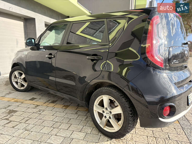 Внедорожник / Кроссовер Kia Soul 2018 в Дрогобыче