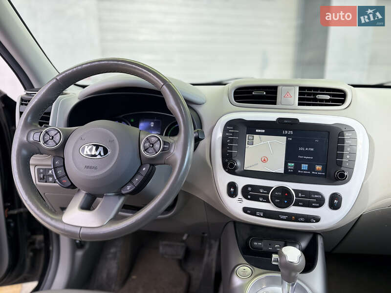 Внедорожник / Кроссовер Kia Soul 2018 в Дрогобыче