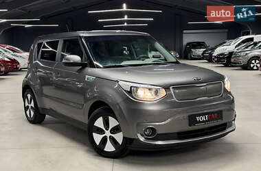 Позашляховик / Кросовер Kia Soul 2015 в Володимирі