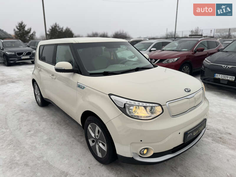 Внедорожник / Кроссовер Kia Soul 2017 в Ивано-Франковске фото 16 Внедорожник / Кроссовер Kia Soul 2017 в Ивано-Франковске