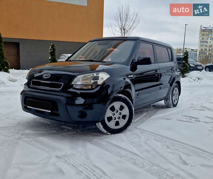 Внедорожник / Кроссовер Kia Soul 2011 в Ивано-Франковске