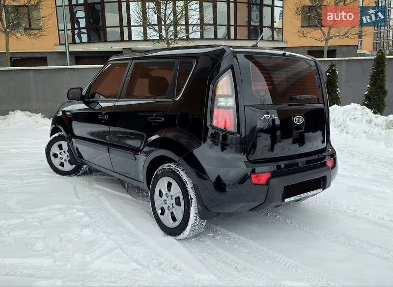 Внедорожник / Кроссовер Kia Soul 2011 в Ивано-Франковске