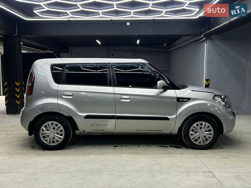 Внедорожник / Кроссовер Kia Soul 2009 в Черновцах