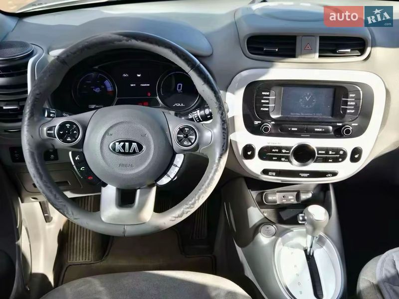 Внедорожник / Кроссовер Kia Soul 2017 в Киеве