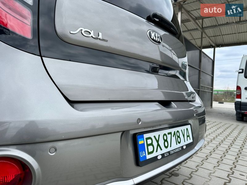 Внедорожник / Кроссовер Kia Soul 2017 в Каменец-Подольском фото 9 Внедорожник / Кроссовер Kia Soul 2017 в Каменец-Подольском