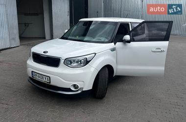 Внедорожник / Кроссовер Kia Soul 2017 в Житомире