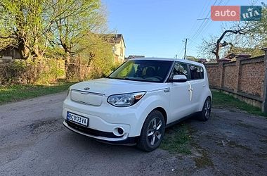 Внедорожник / Кроссовер Kia Soul 2016 в Брюховичах