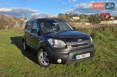 Позашляховик / Кросовер Kia Soul 2011 в Києві