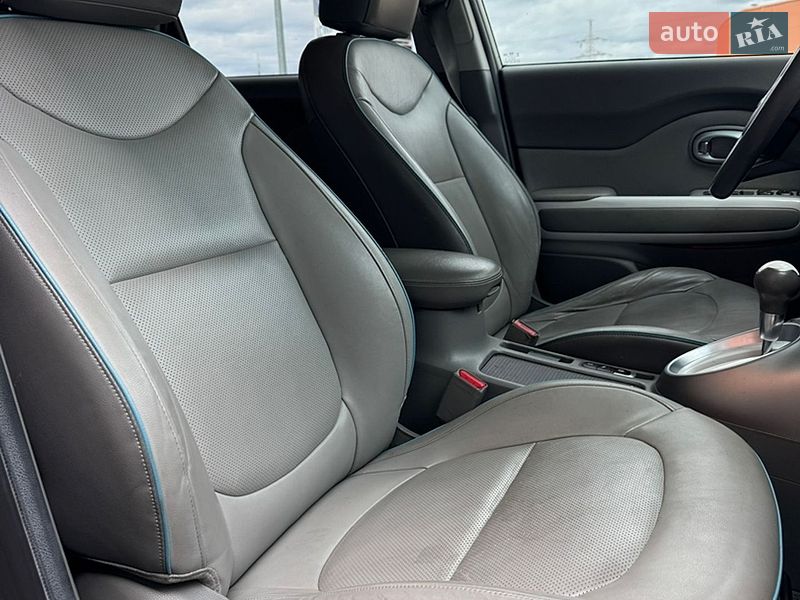 Внедорожник / Кроссовер Kia Soul 2014 в Киеве