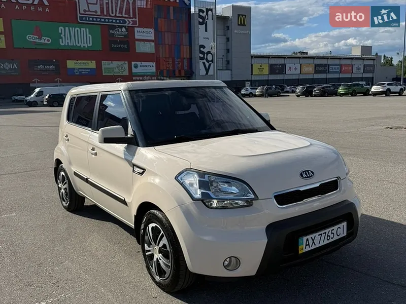 Kia Soul 2012 VIN KNAJT811AC7423788 фото оголошення 37 з 61