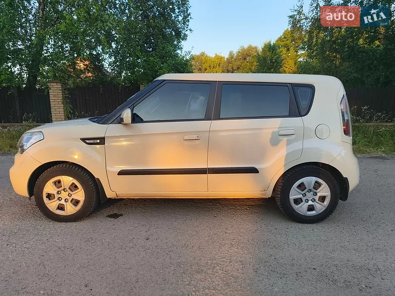 Kia Soul 2011 VIN KNAJT813BB7298023 фото оголошення 29 з 53