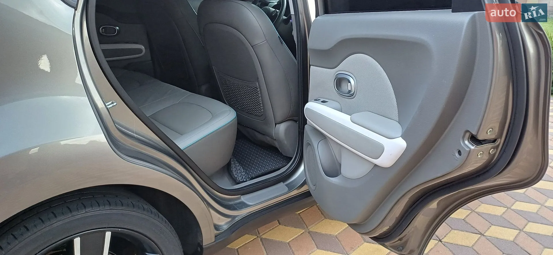 2016 Kia Soul - мініатюра 84