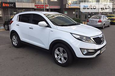 Внедорожник / Кроссовер Kia Sportage 2012 в Киеве