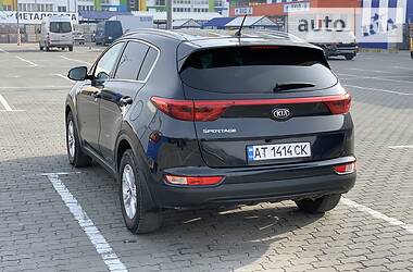 Внедорожник / Кроссовер Kia Sportage 2016 в Ивано-Франковске