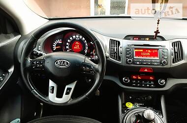 Позашляховик / Кросовер Kia Sportage 2011 в 