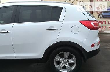 Позашляховик / Кросовер Kia Sportage 2012 в 
