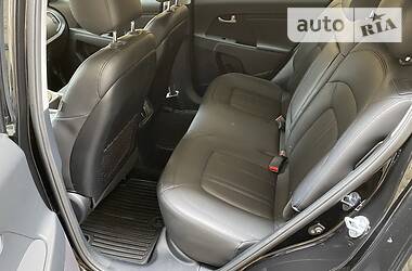 Позашляховик / Кросовер Kia Sportage 2014 в 