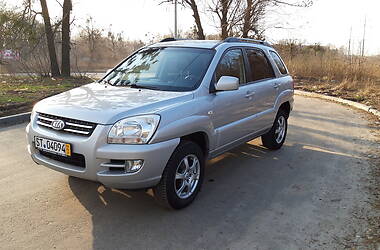 Позашляховик / Кросовер Kia Sportage 2007 в 