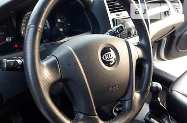 Позашляховик / Кросовер Kia Sportage 2007 в 