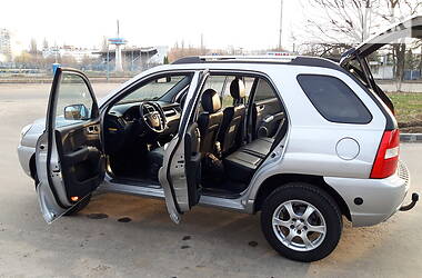 Позашляховик / Кросовер Kia Sportage 2007 в 
