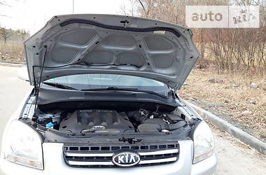 Позашляховик / Кросовер Kia Sportage 2007 в 